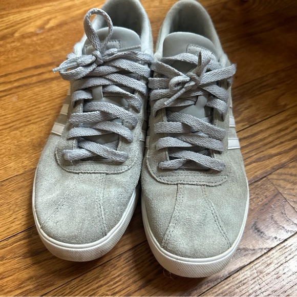 Adidas sneakers - Picture 3 of 10